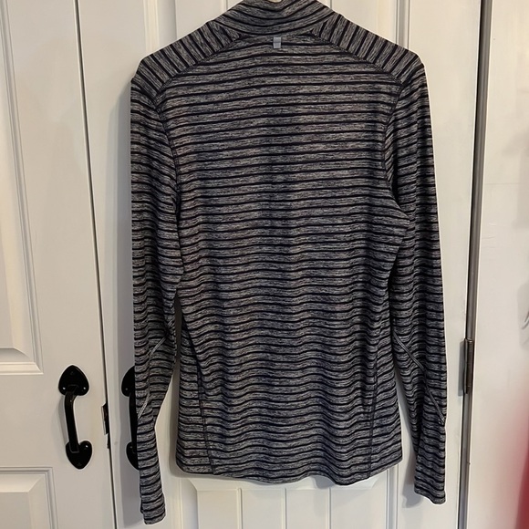 𝅺HIND HYDRA Small Woman’s 1/4 zip pullover - Picture 6 of 12